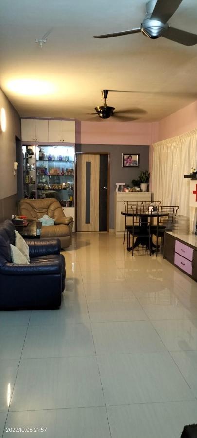 A Room In Aparnt Sri Impian Johor Bahru Exterior foto